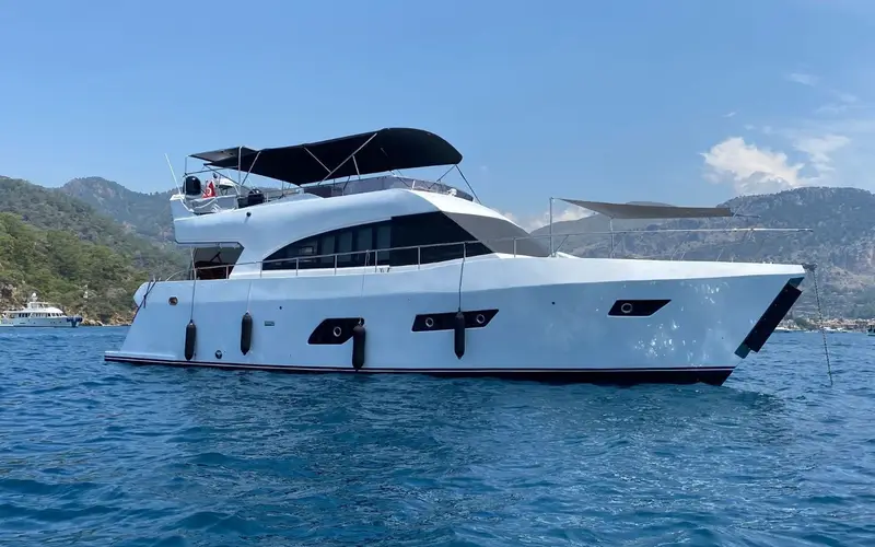MT3.01 – Göcek motor yat kiralama
