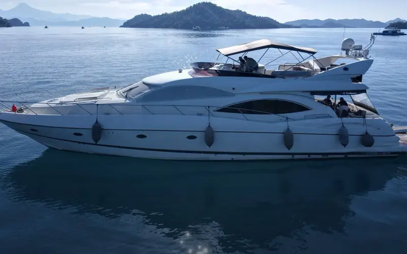 MT4.01 – Göcek motor yat kiralama