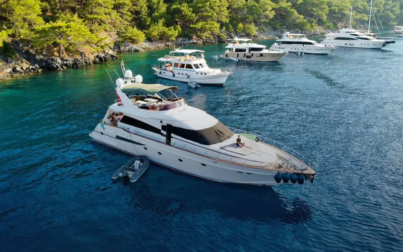 MT4.03 – Göcek motor yat kiralama