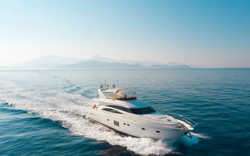 MT4.09 – Göcek motor yat kiralama