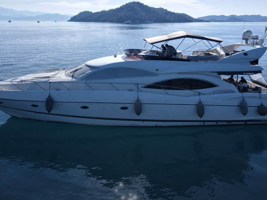 MT4.01 – Göcek motor yat kiralama